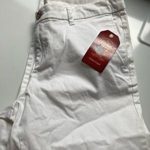 Ladies 10 white dress pants. Capri. New